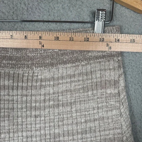 NWT Anthropologie Sleeping on Snow Knit Asymmetric Fringe Midi Skirt Boho Cozy M - Picture 3 of 6